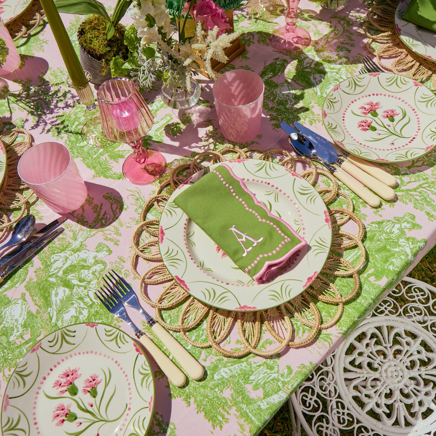 Pink & Green Santa Kristina Dinner Plates (Set of 4)