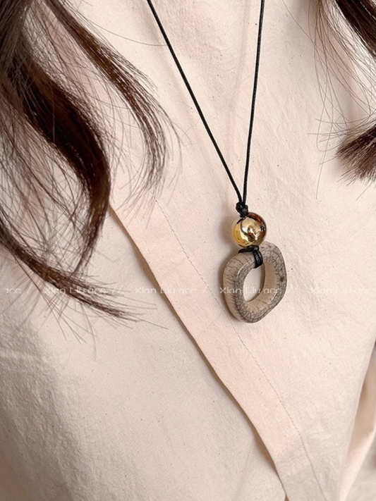 Women's Esthetics & Stylish Necklace