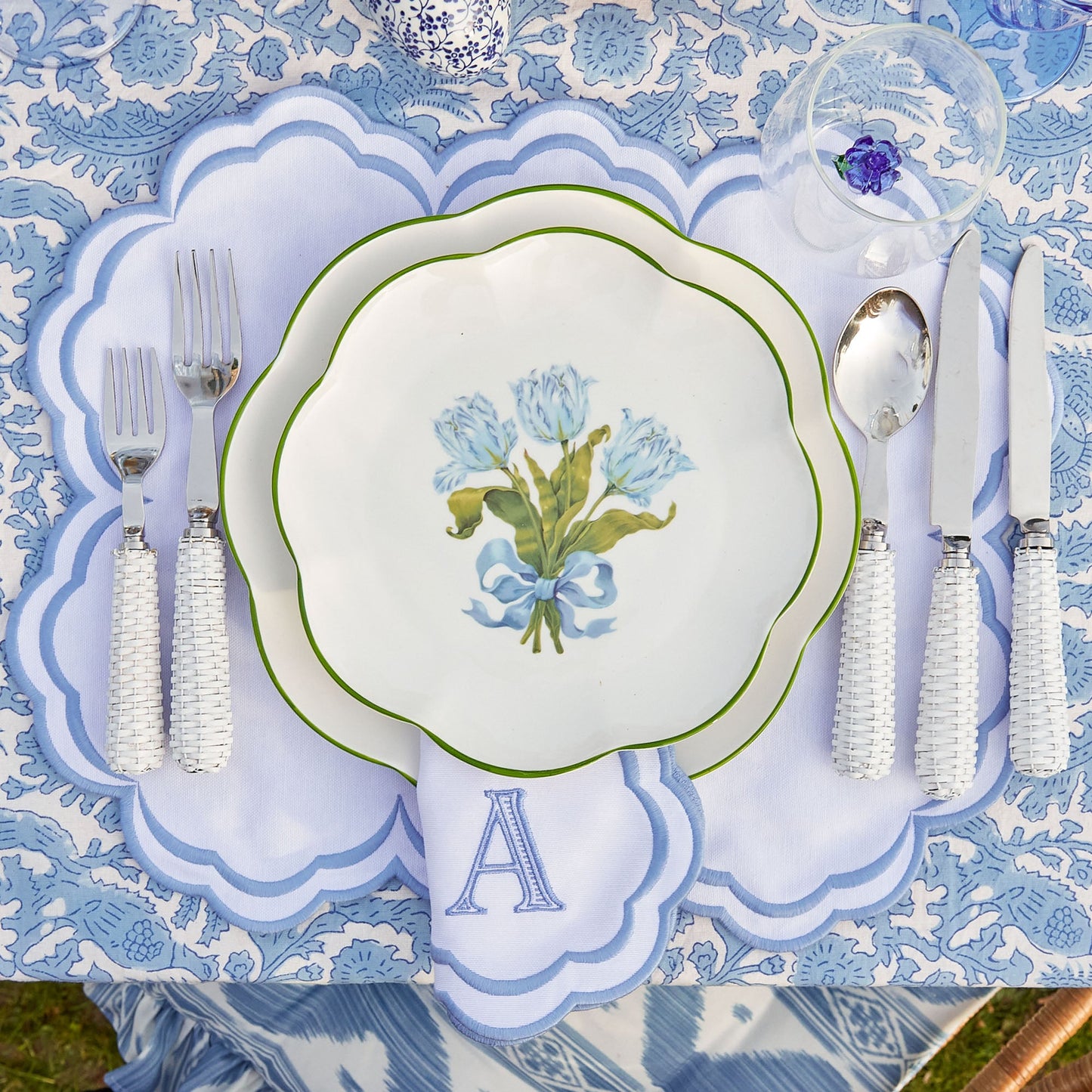 White Serena Placemats (Set of 4)