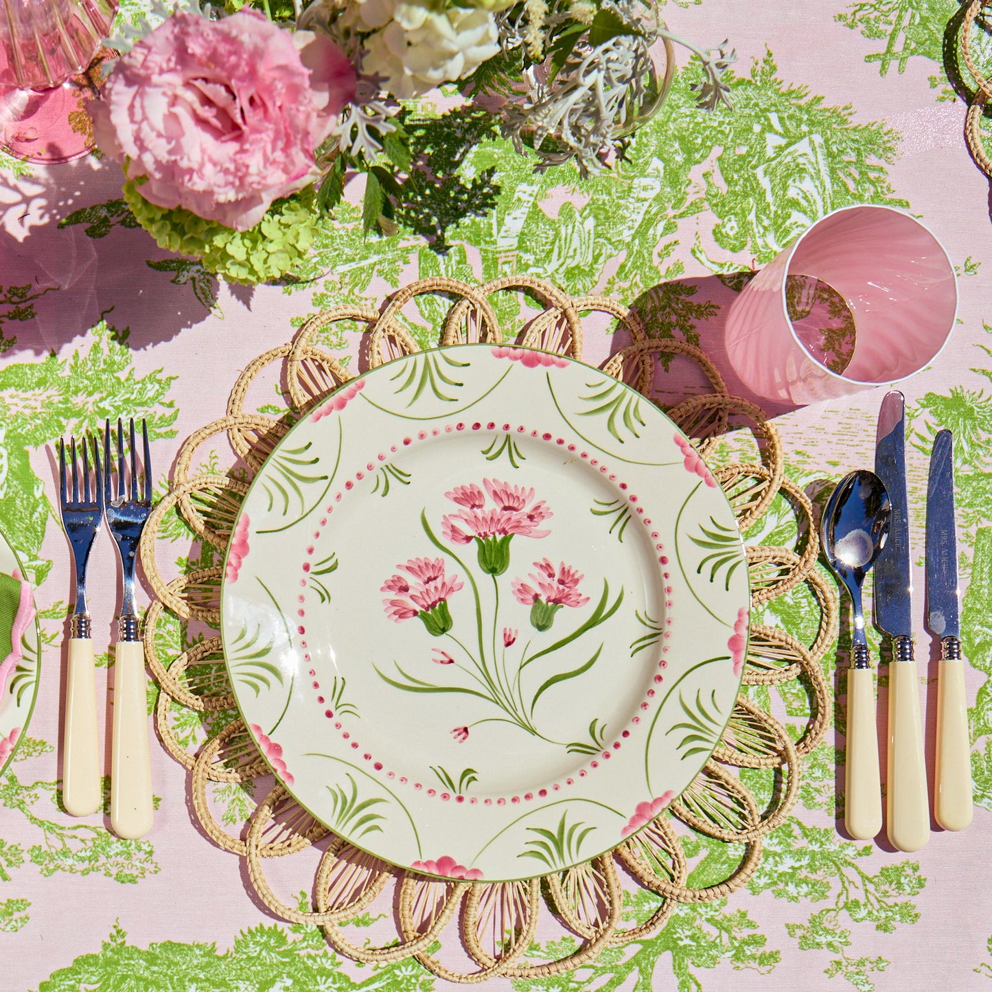 Pink & Green Santa Kristina Dinner Plates (Set of 4)