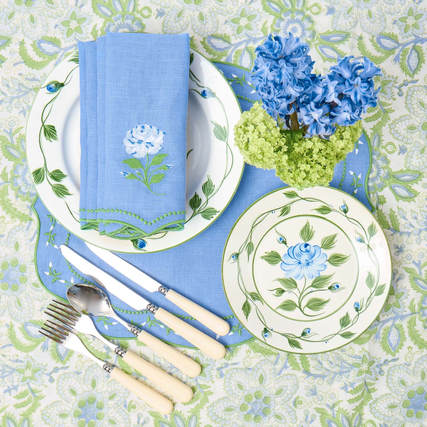 Blue Rose Bud Starter Plates (Set of 4)